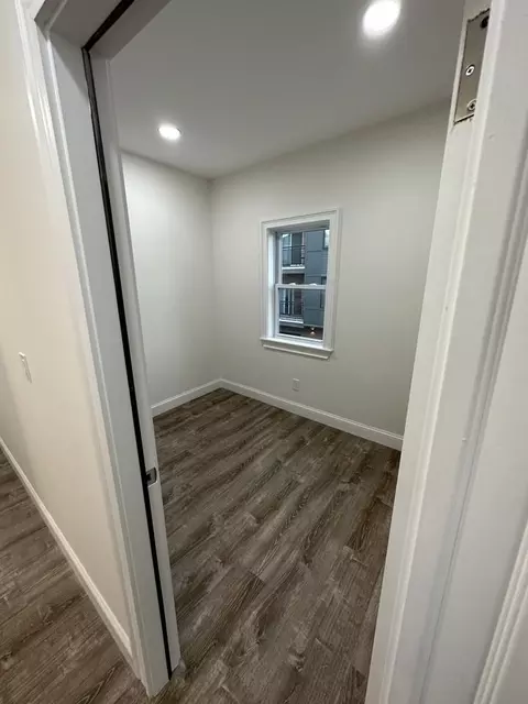 98 George St, Boston, MA 02119 photo 8