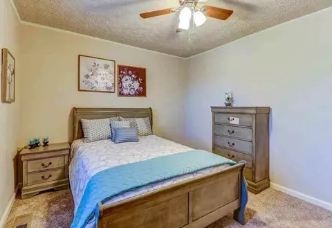 1050 Denzil Dr, Hopkinsville, KY 42240 photo 17