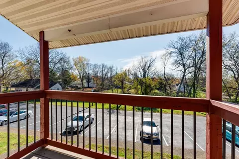 1050 Denzil Dr, Hopkinsville, KY 42240 photo 8