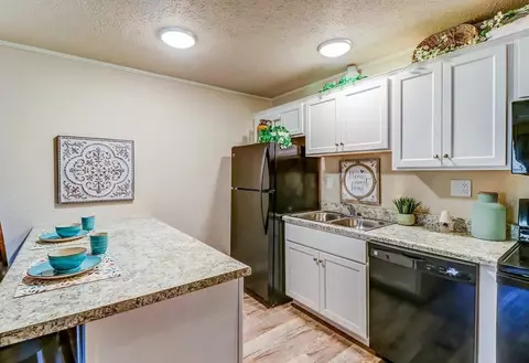 1050 Denzil Dr, Hopkinsville, KY 42240 photo 6
