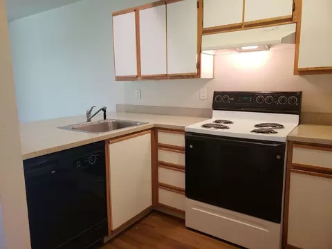 2001 Garden Ave, Eugene, OR 97403 photo 4