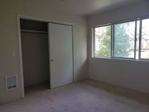 2001 Garden Ave, Eugene, OR 97403 photo 17