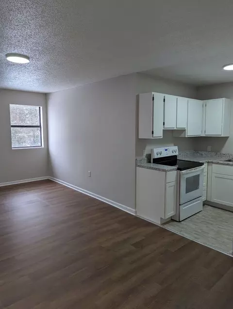 201 Sewanee St, Harriman, TN 37748