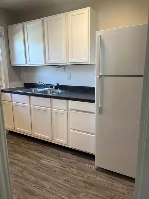 1508 E Main St, Muncie, IN 47305