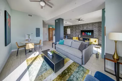 444 NE 7th St, Fort Lauderdale, FL 33304 photo 32