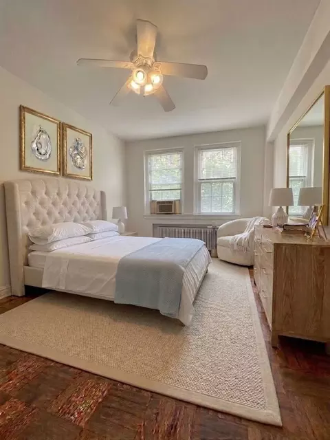 1380 Fort Stevens Dr NW, Washington, DC 20011