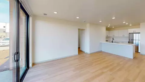 2401 E Country Club Cir, Brandon, SD 57005 photo 15
