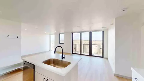 2401 E Country Club Cir, Brandon, SD 57005 photo 16