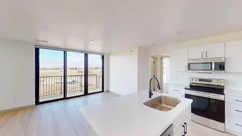 2401 E Country Club Cir, Brandon, SD 57005 photo 14