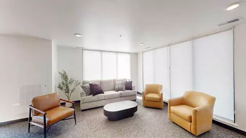 2401 E Country Club Cir, Brandon, SD 57005 photo 8