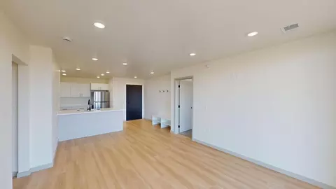 2401 E Country Club Cir, Brandon, SD 57005 photo 18