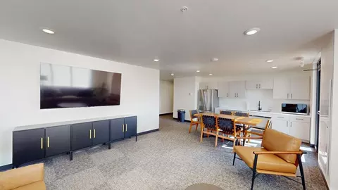 2401 E Country Club Cir, Brandon, SD 57005 photo 7