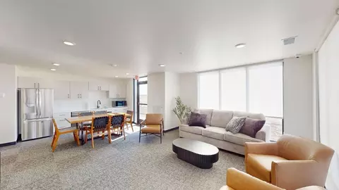 2401 E Country Club Cir, Brandon, SD 57005 photo 3