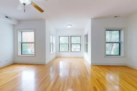 5400 S Ingleside Ave, Chicago, IL 60615