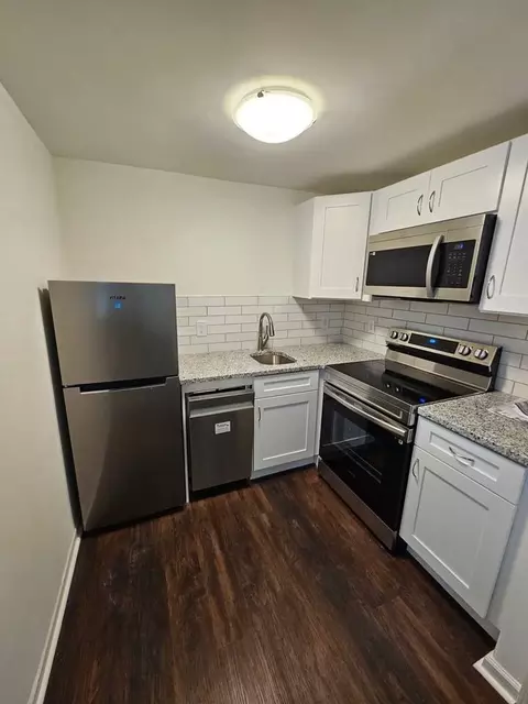 411 Parkway Dr NE, Atlanta, GA 30308