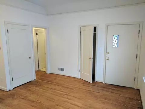 4325 NE Halsey St, Portland, OR 97213