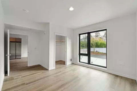9736 Greenwood Ave N, Seattle, WA 98103 photo 11