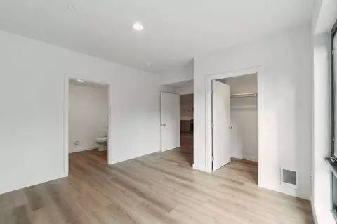 9736 Greenwood Ave N, Seattle, WA 98103 photo 6
