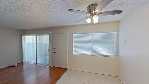 8142 La Paz Dr, Huntington Beach, CA 92647
