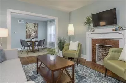 3716 3718 Warwick Blvd #3716-3716, Kansas City, MO 64111