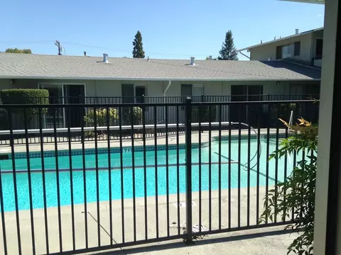 2491 2483 2485 2489 2491 Whitney Dr, Mountain View, CA 94043 photo 4