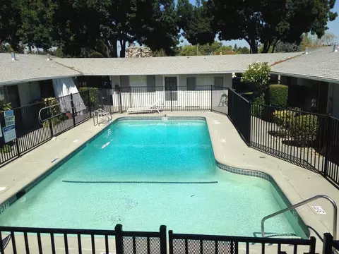 2491 2483 2485 2489 2491 Whitney Dr, Mountain View, CA 94043 photo 6