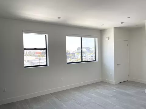 3766 Motor Ave, Los Angeles, CA 90034