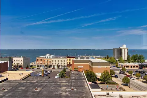 156 E Market St, Sandusky, OH 44870 photo 26