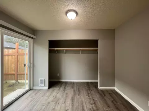 746 SE 187th Ave, Portland, OR 97233 photo 3