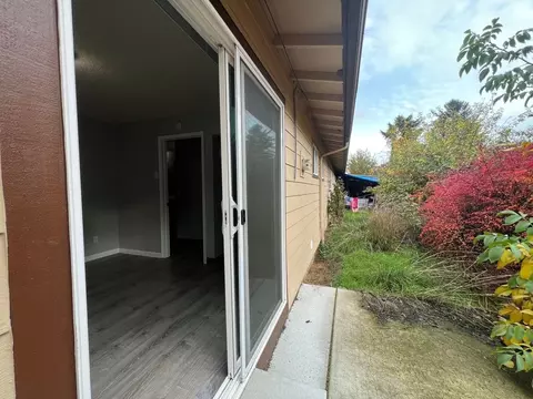 746 SE 187th Ave, Portland, OR 97233 photo 7