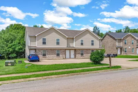 2260 Mccormick Ln, Clarksville, TN 37040