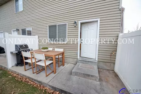 1505 N Angel St, Layton, UT 84041 photo 4