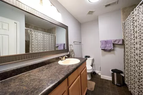 1620 Redcoat Dr, Charlotte, NC 28211