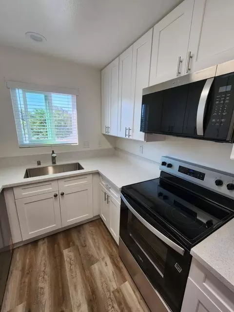 3459 Manchester Ave, Encinitas, CA 92007