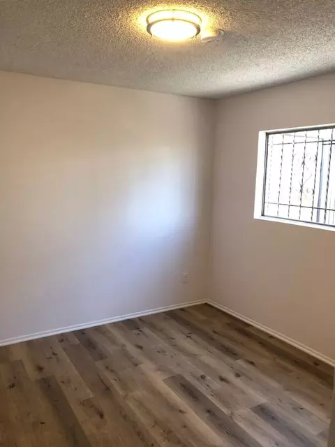 840 W Colden Ave, Los Angeles, CA 90044 photo 9