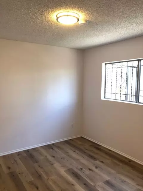 840 W Colden Ave, Los Angeles, CA 90044 photo 8