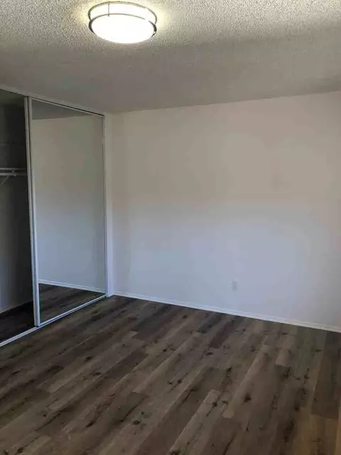 840 W Colden Ave, Los Angeles, CA 90044 photo 4
