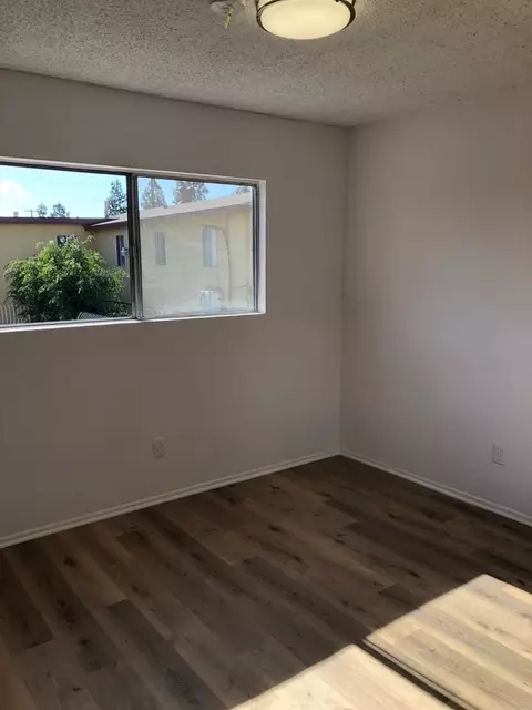 840 W Colden Ave, Los Angeles, CA 90044 photo 5