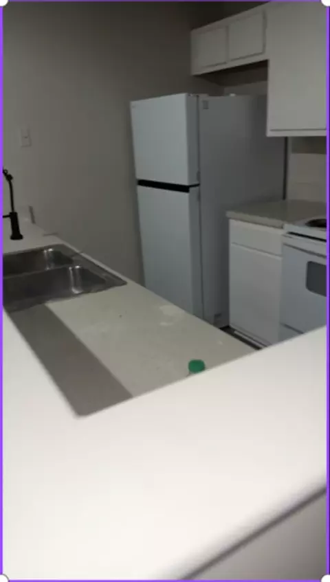 101 Clay St, Clinton, SC 29325
