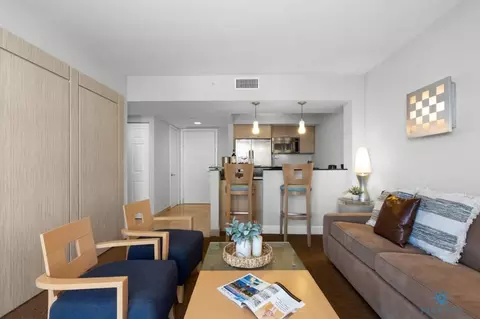 18683 Collins Ave, Sunny Isles Beach, FL 33160