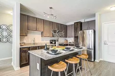 9400 Grand Blvd, Lake Arbor, MD 20774 photo 3