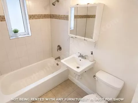 1533 NW 2nd Ave, Miami, FL 33136 photo 4