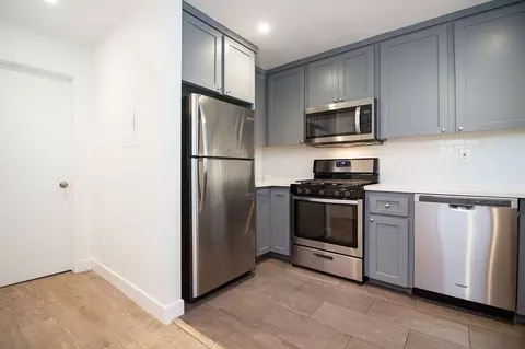 1316 E 3rd St, Long Beach, CA 90802 photo 5