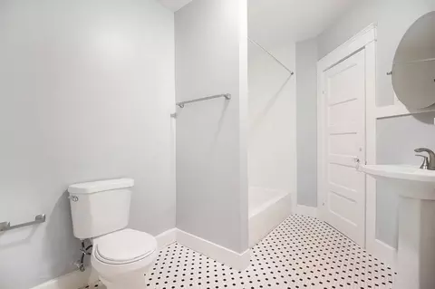 1316 E 3rd St, Long Beach, CA 90802 photo 19