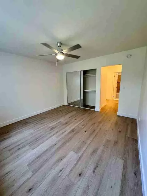 15601 Tustin Village Way, Tustin, CA 92780
