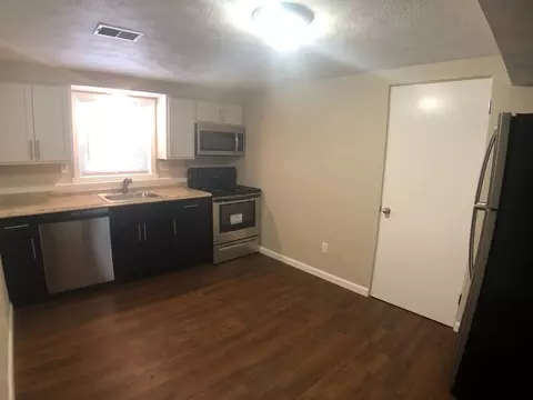 44 Mcconnell Rd, Cecil, PA 15321