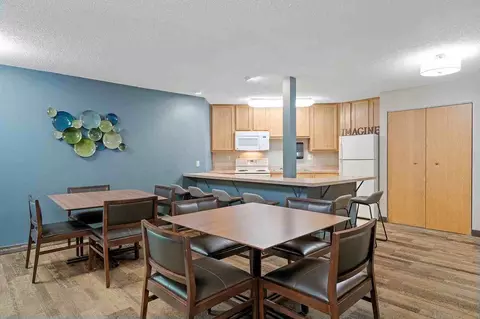 3255 Coachman Rd, Eagan, MN 55121 photo 9
