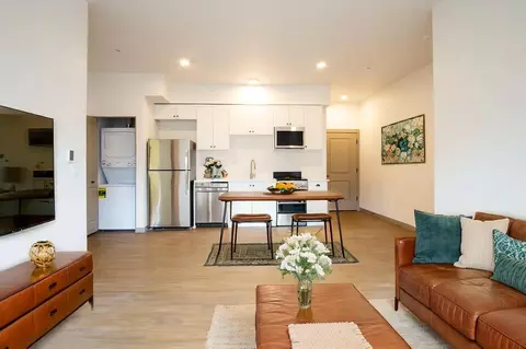 1627 N Willis Blvd, Portland, OR 97217
