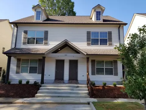 1201 Ivy Rd, Oxford, MS 38655