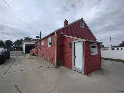 37939 Vine St, Willoughby, OH 44094